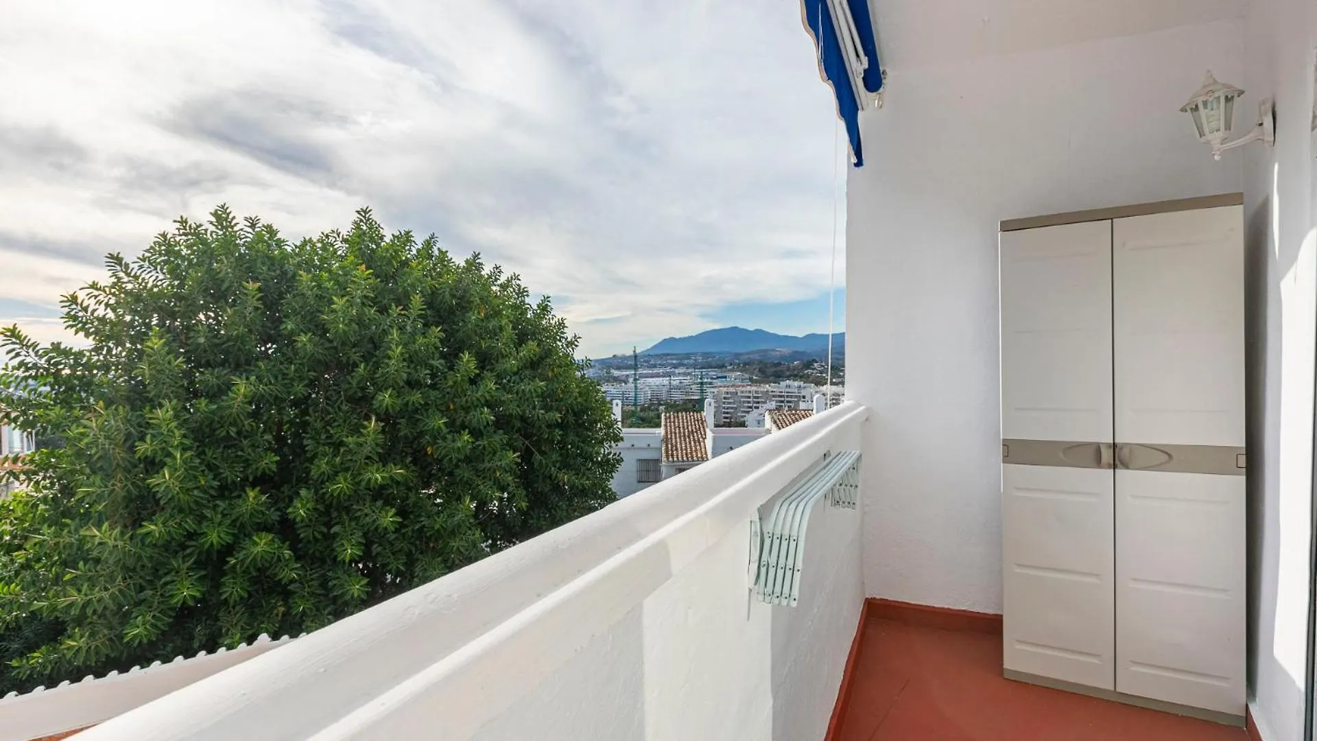 Plaza Pedro - Apartamento En Nueva Andalucia マルベーリャ アパート