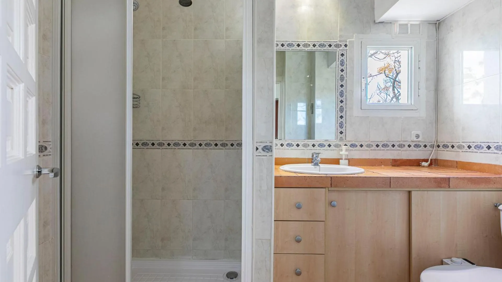 Plaza Pedro - Apartamento En Nueva Andalucia マルベーリャ
